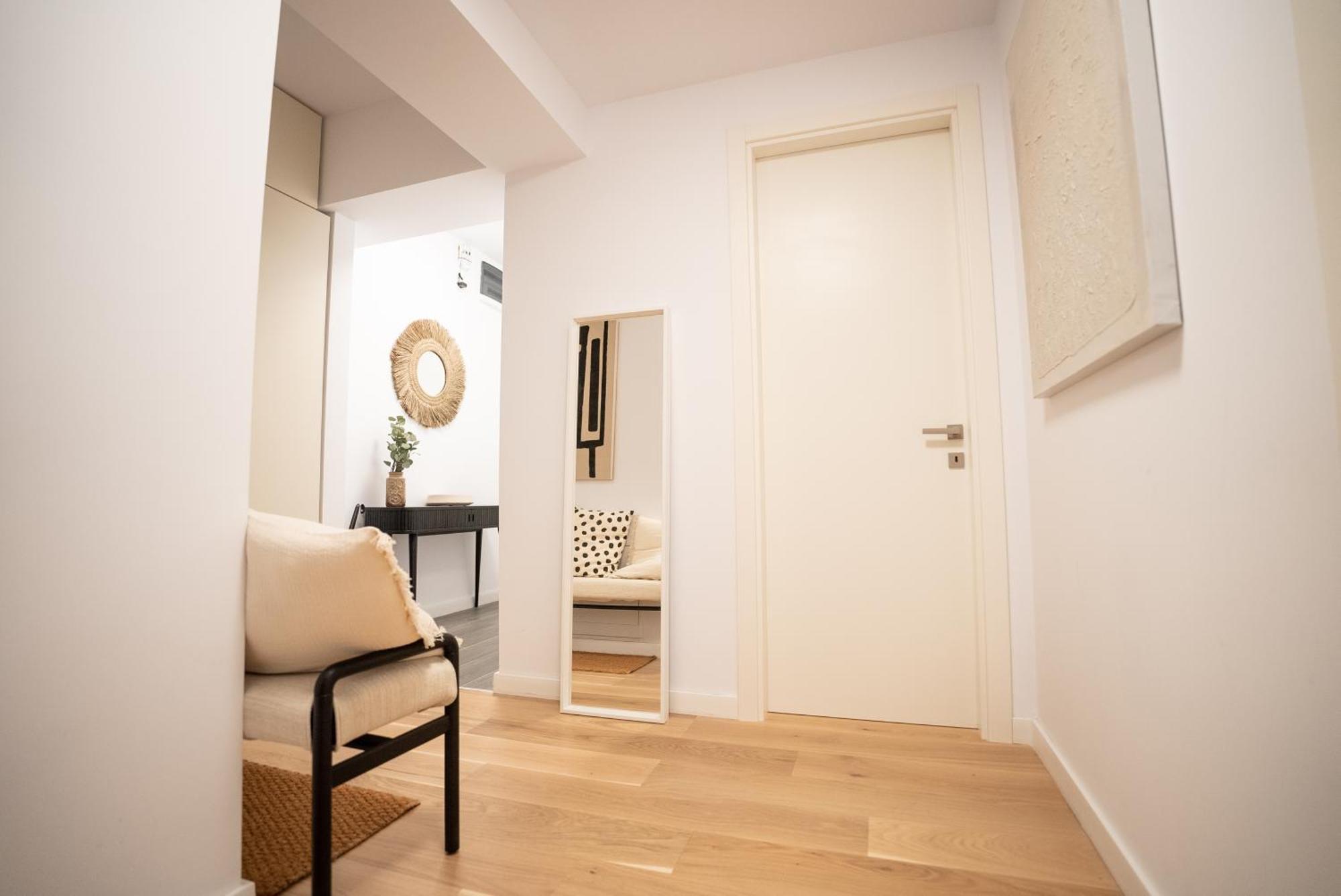 The Level Sanctuary: Free Parking & Netflix Apartment Bucharest Exterior photo